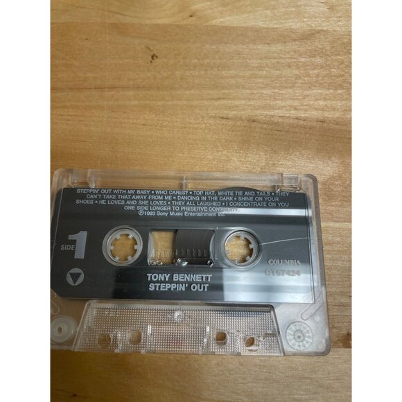 Tony Bennett cassette tape - Picture 2 of 4